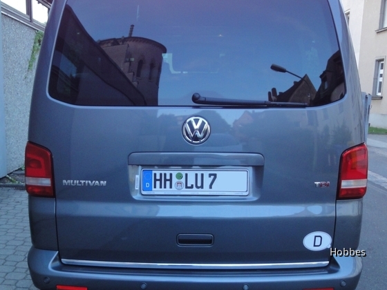 VW Multivan Highline 2.0 TDI | Europcar
