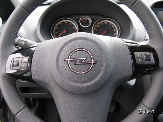 Opel Corsa 1.4 88 PS Benziner