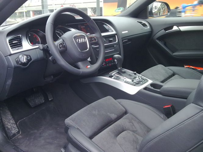 Audi A5 3.0 TDI Quatro (Hertz)