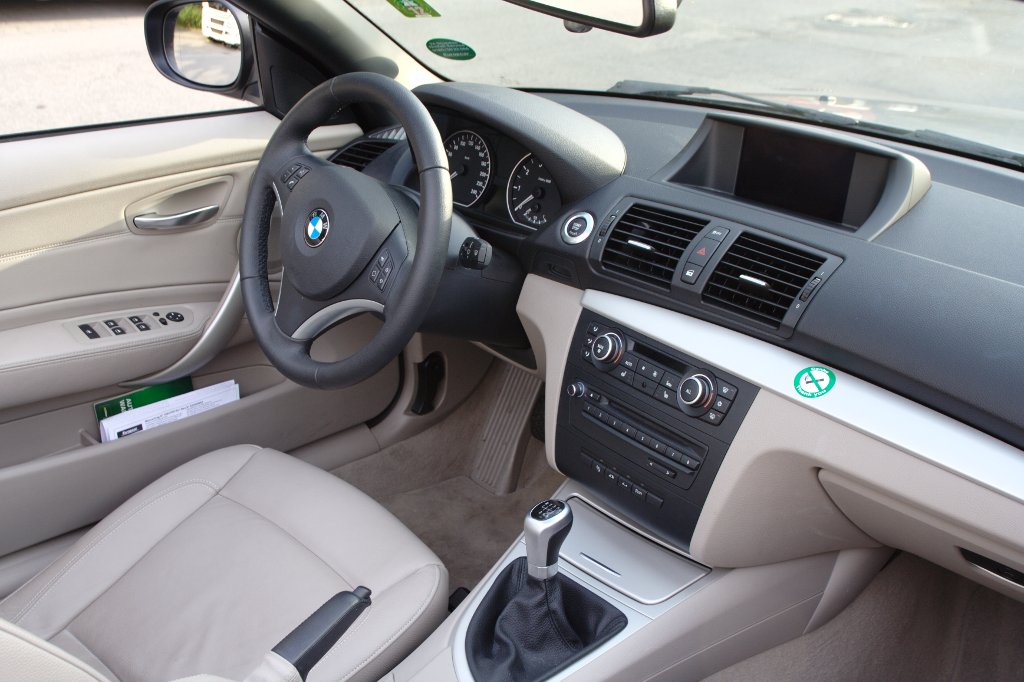 BMW 118i Cabrio von Europcar