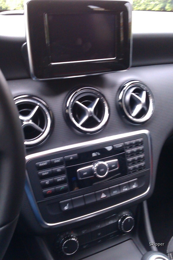 Mercedes Benz A180
