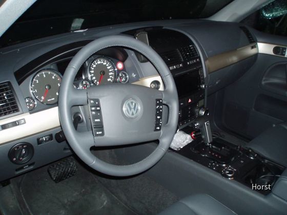 VW Touareg V6 3.0 TDI SIXT