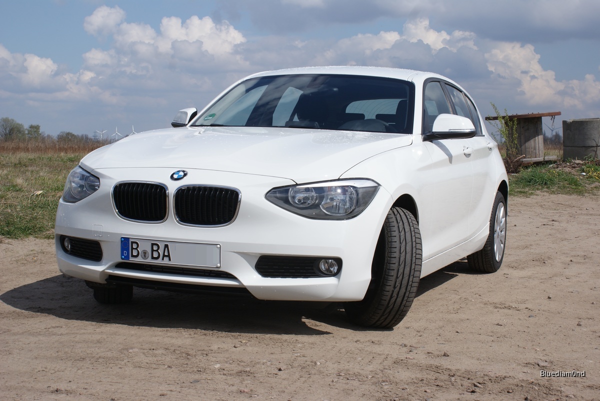 BMW_116i_[F20]_Front_1