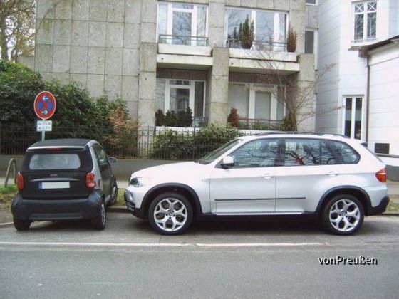 Smart vs. BMW X5