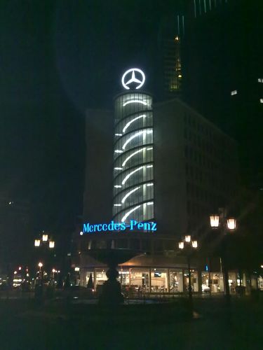 MB SLR bei Mercedes in Frankfurt am Main