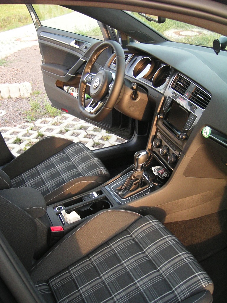 VW Golf GTD