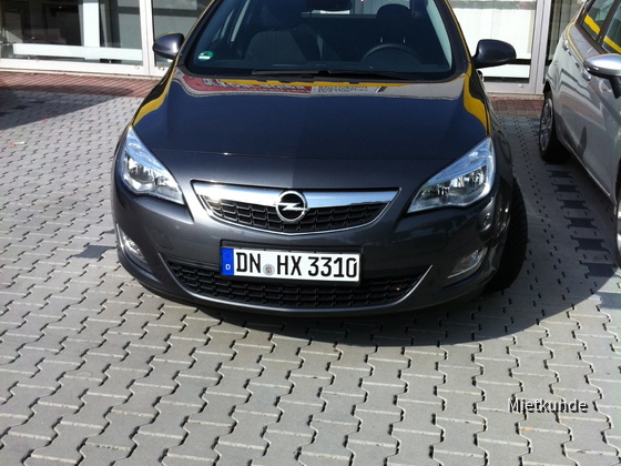 Hertz Mannheim Opel Astra ST 1.7 CDTI