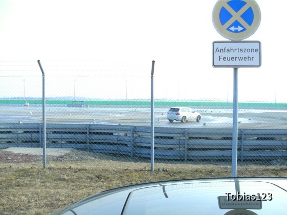 BMW Fahrertrainingszentrum (Flughafen München)
