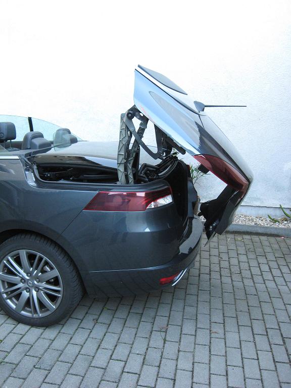 Renault Megane CC - Kofferraumklappe beim öffnen des Dachs