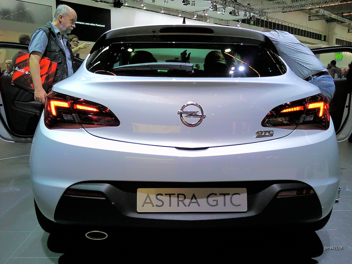 Astra GTC 2.0 CDTi, 121 kW