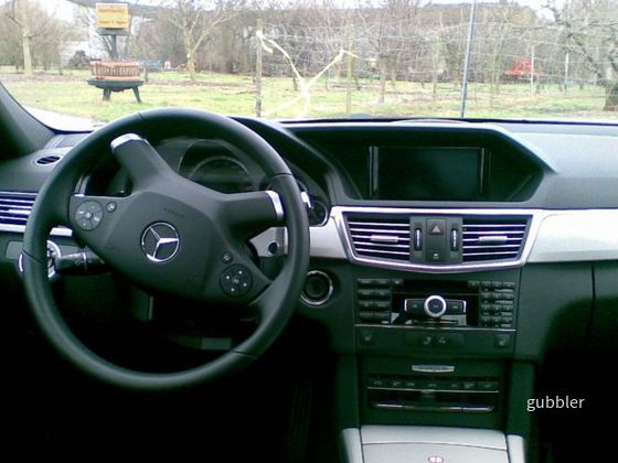 Mercedes E 350 CGI Cockpit Avantgarde