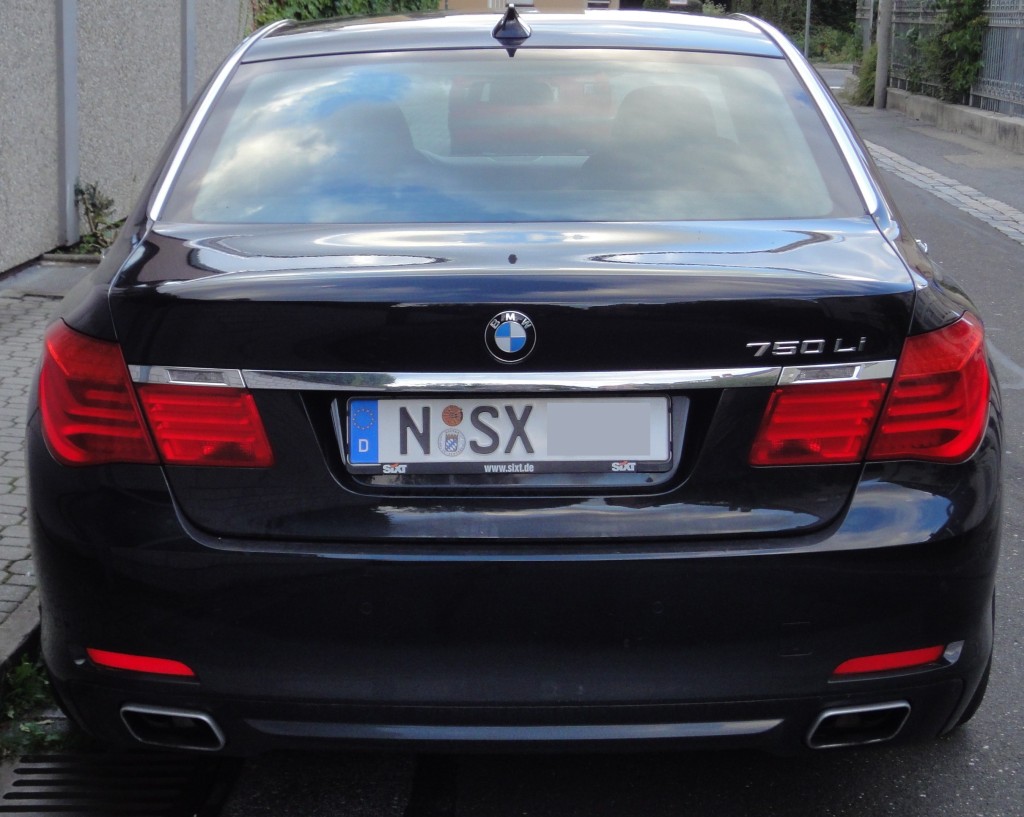 BMW 750Li | Sixt