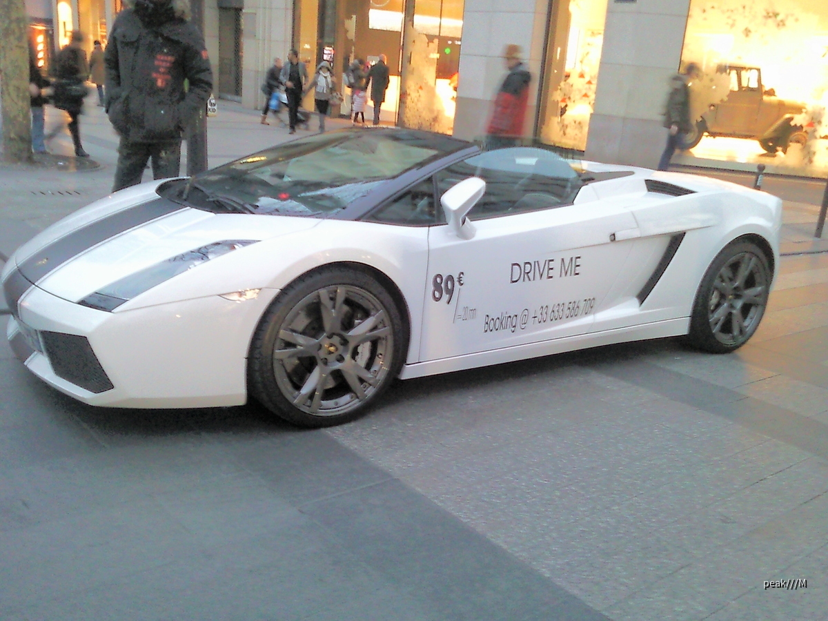 Lamborghini von "drive me"
