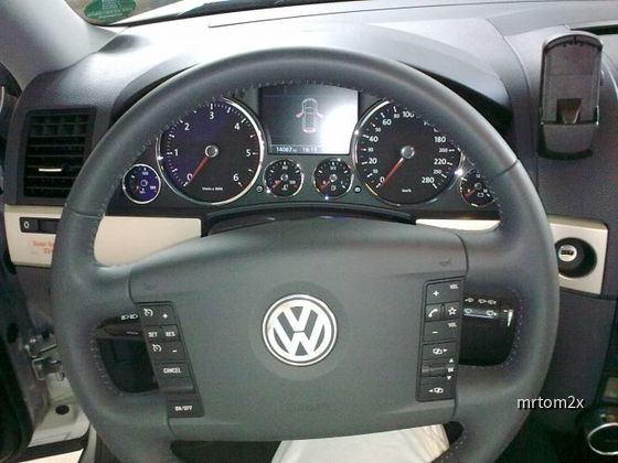VW Touareg V6 3.0 TDI Europcar