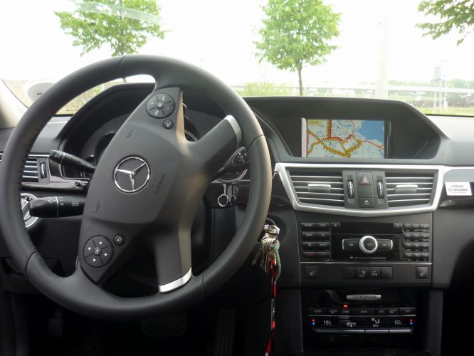 Sixt LDAR Mercedes Benz E350 CDI