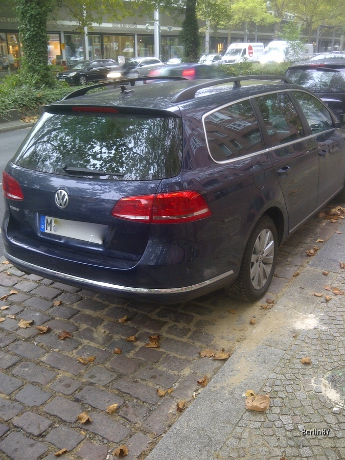 VW Passat hinten