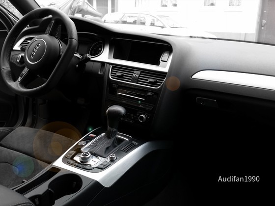 Audi A4 Avant 2.0 TDI (11)