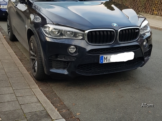 BMW X5M Front