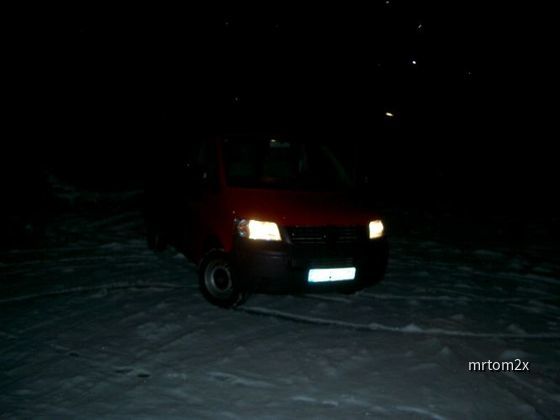 VW T5 von Caro im Schnee