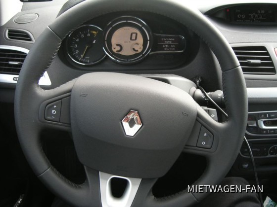Renault Megane Coupe - Europcar