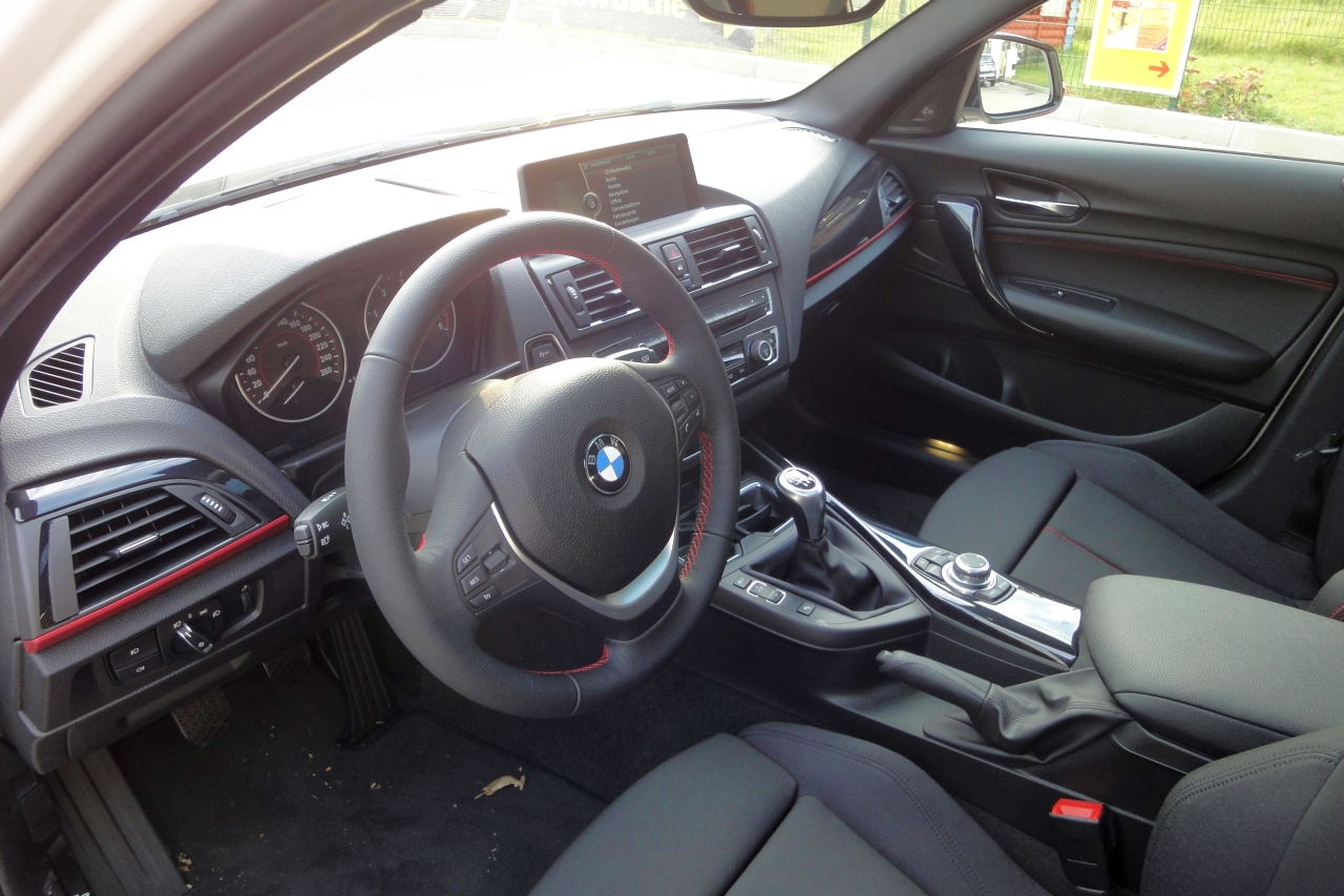 BMW 118d | Sixt