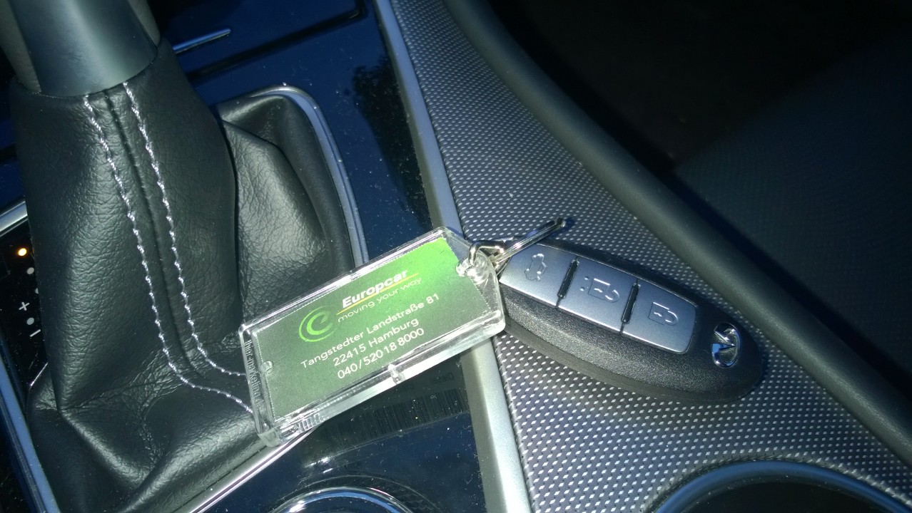 Infiniti Q50 2.2D - Europcar