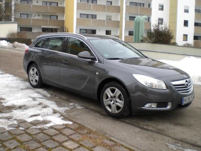 Opel Insignia ST 1.8 | Europcar Erding